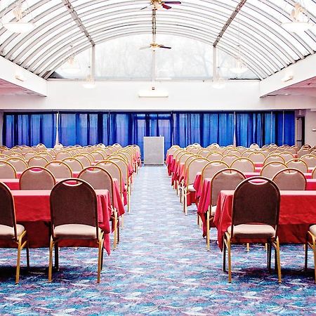 Fern Valley Hotel And Conference Center Louisville Dış mekan fotoğraf